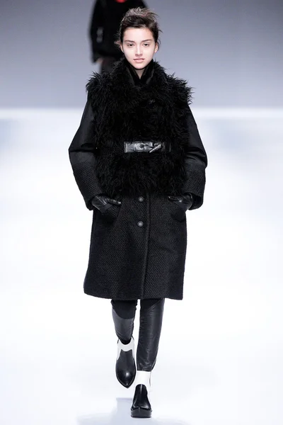 Look 34